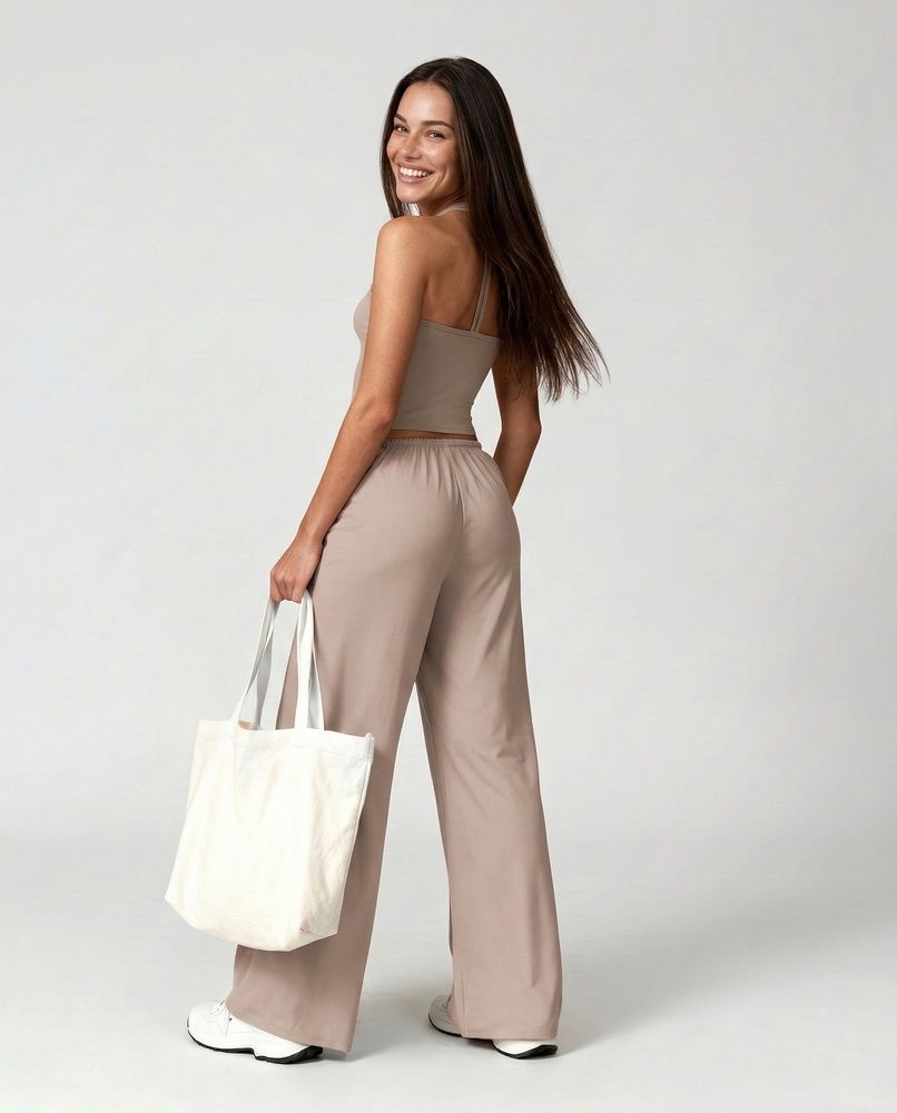 Женский прогулочный костюм Nordvik Urban-Flow: Широкие брюки Palazzo и моделирующий топ Halter-Neck Beige