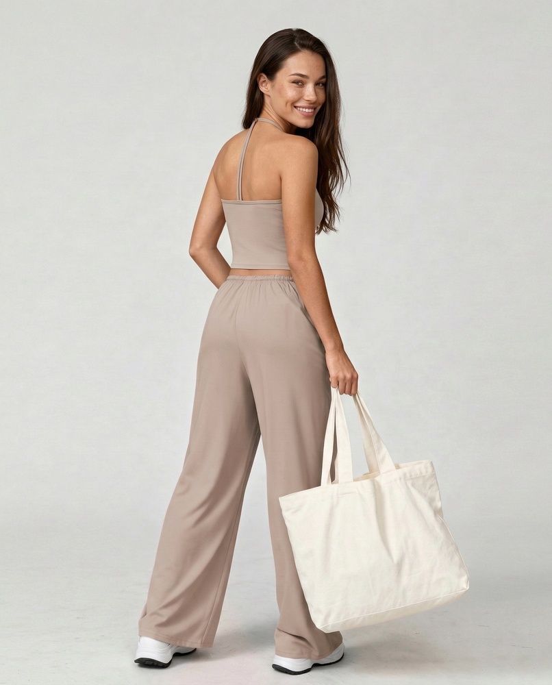 Женский прогулочный костюм Nordvik Urban-Flow: Широкие брюки Palazzo и моделирующий топ Halter-Neck Beige
