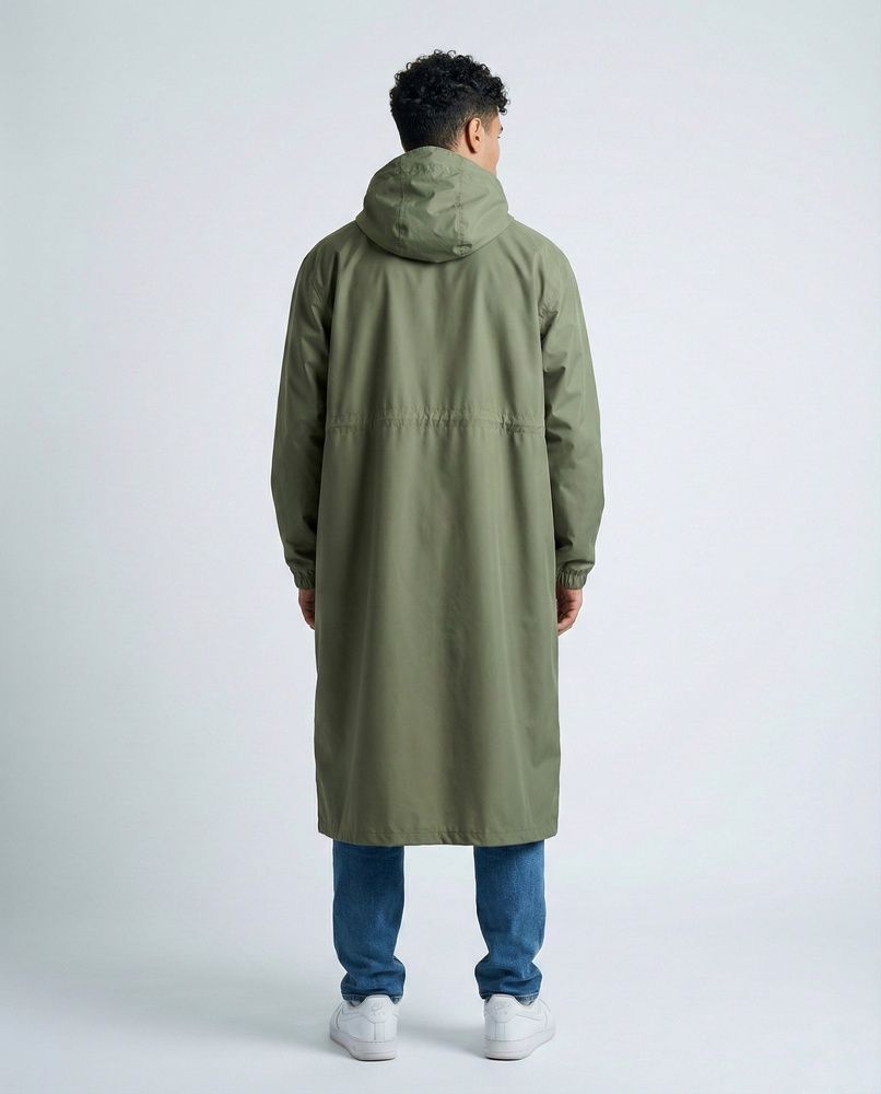 Мужской штормовой плащ-дождевик Nordvik Urban Storm Forest Green удлиненного кроя на молнии с глубоким капюшоном, One size